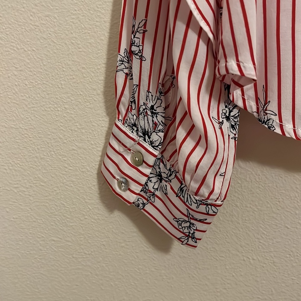 Button down top - Picture 7 of 7